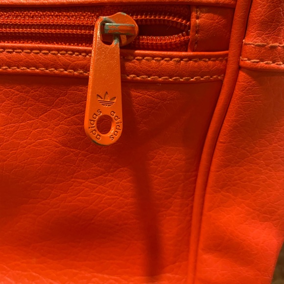 ADIDAS gym bag - Picture 3 of 3